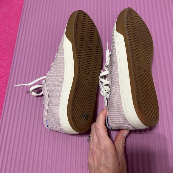 𝓡𝓸𝓽𝓱𝔂’𝓼 Lilac Lace ups 💜 - Picture 5 of 7